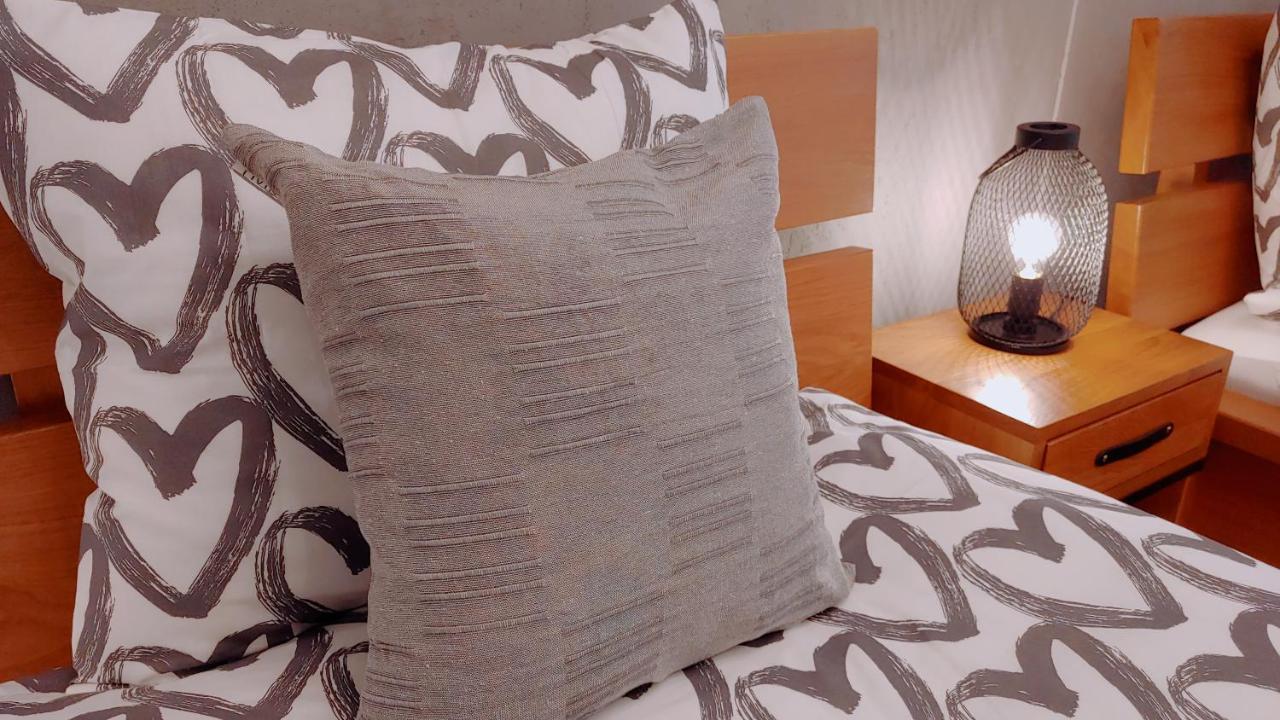 Apartamenty Opera Opolznevoye Bagian luar foto